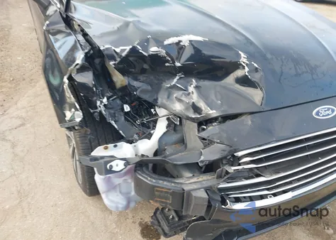 2020 Ford Fusion Se z USA, uszkodzony, nr VIN 3FA6P0T96LR156148